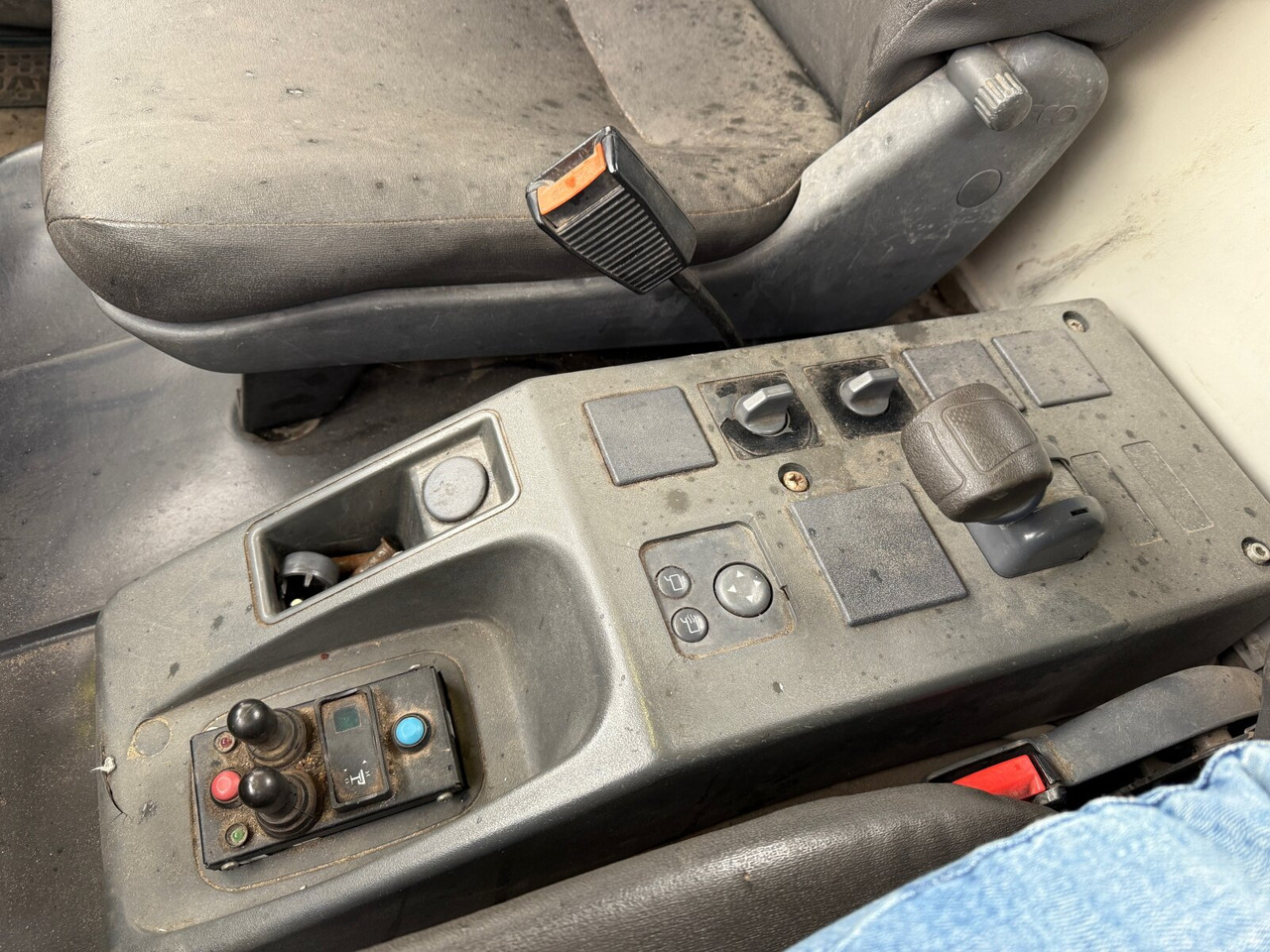 Iveco ML80E18/P 4x2 ML80E18/P 4x2, City-Abroller - شاحنة ذات خطاف: صورة 4 Iveco ML80E18/P 4x2 ML80E18/P 4x2, City-Abroller - شاحنة ذات خطاف: صورة 4
