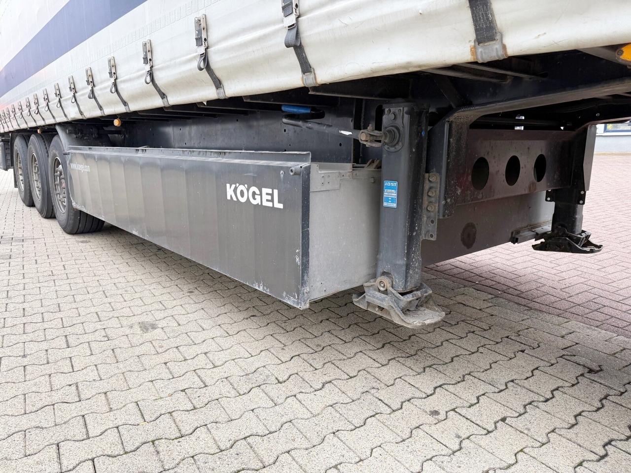 Kögel SN 24-1 SN 24-1, Liftachse, Edscha - نصف مقطورة مسطحة: صورة 2 Kögel SN 24-1 SN 24-1, Liftachse, Edscha - نصف مقطورة مسطحة: صورة 2