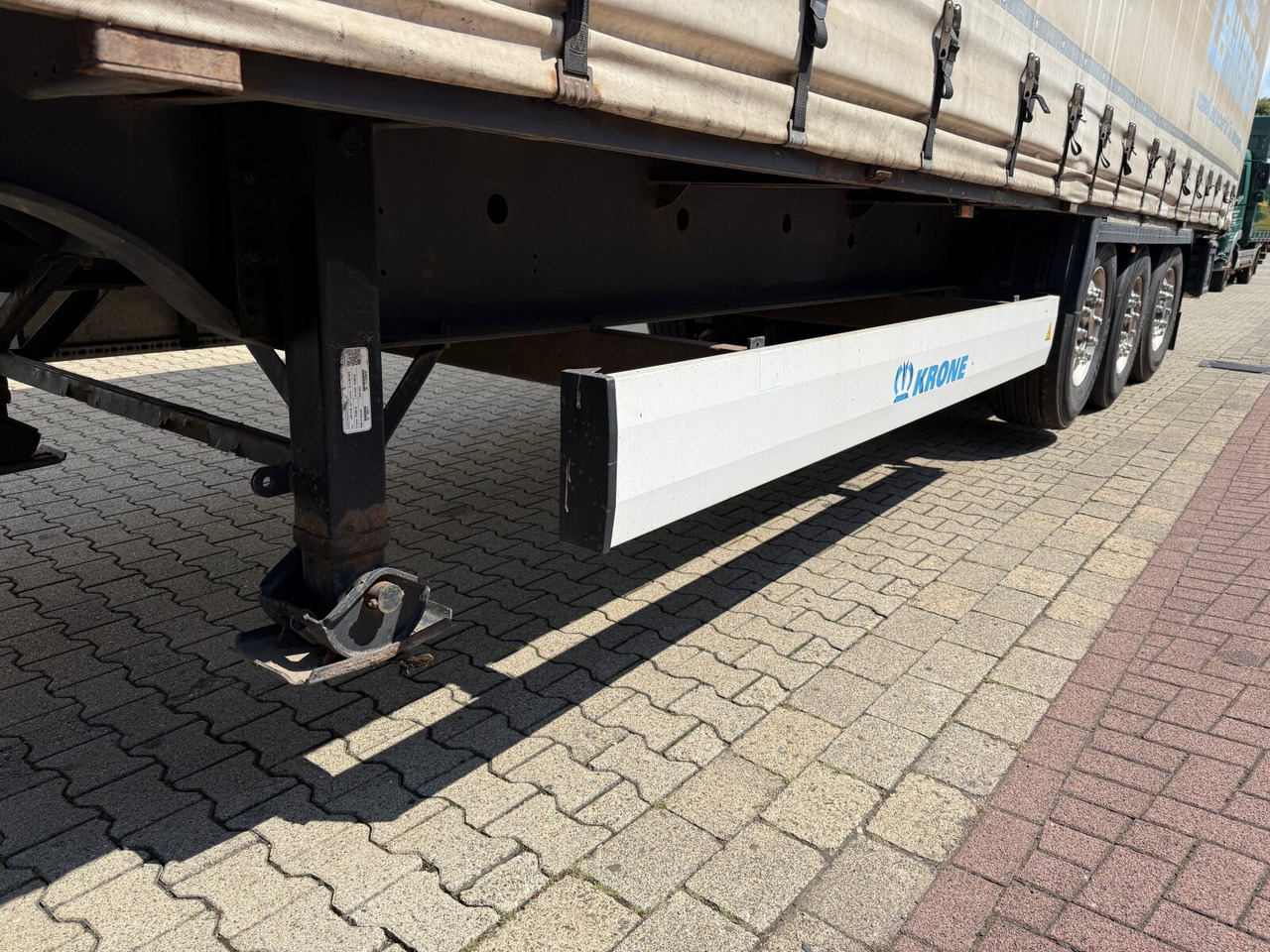 Krone SDP 27 eLCQ4-CS Coil Liner SDP 27 eLCQ4-CS Coil Liner, Coilmulde, Liftachse, Nachlauflenkachse, Edscha - نصف مقطورة مسطحة: صورة 3 Krone SDP 27 eLCQ4-CS Coil Liner SDP 27 eLCQ4-CS Coil Liner, Coilmulde, Liftachse, Nachlauflenkachse, Edscha - نصف مقطورة مسطحة: صورة 3