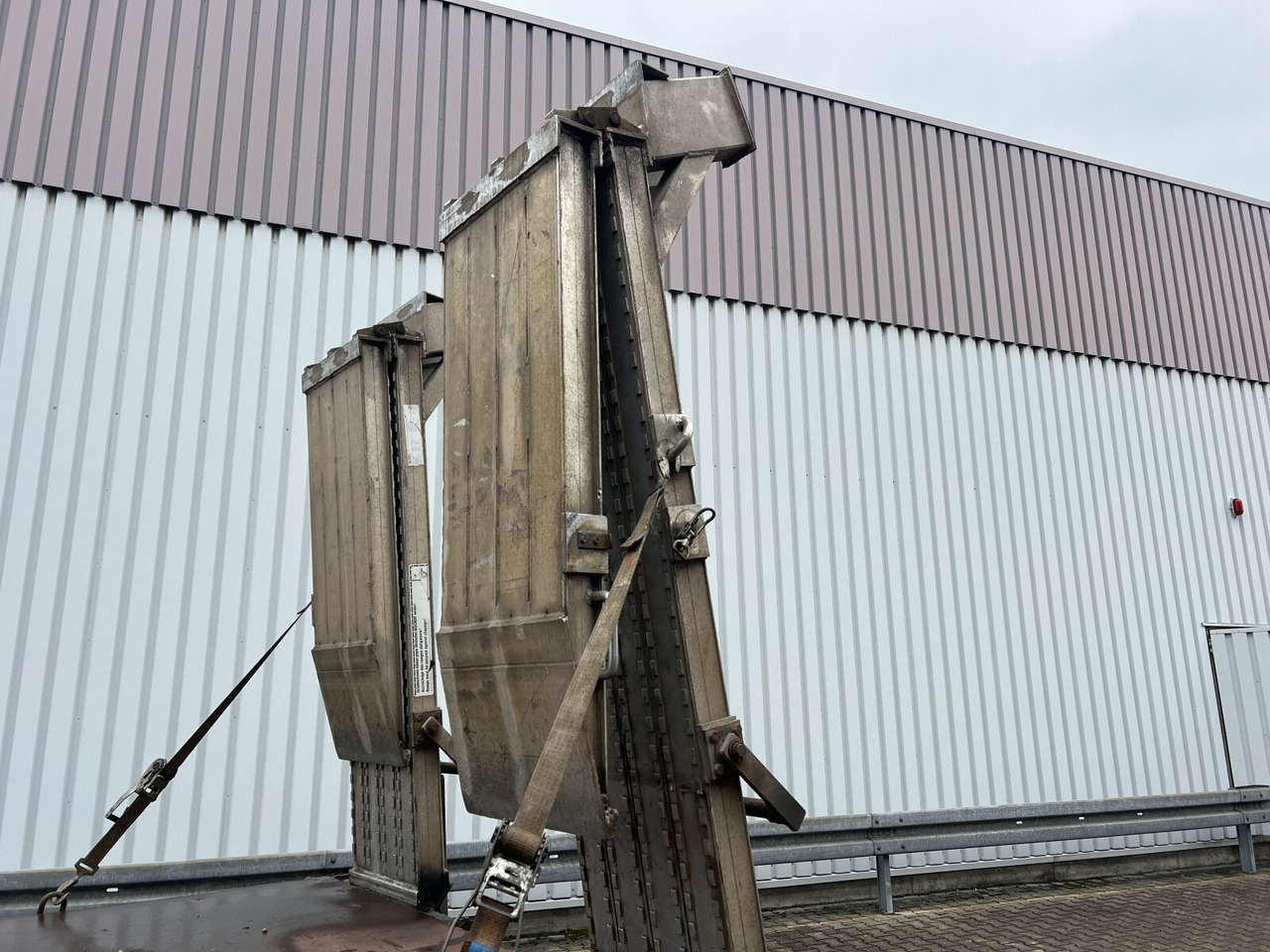 MAN LE 14.280 4x2 L LE 14.280 4x2 L, Maschinentransporter, 2x AHK MAN LE 14.280 4x2 L LE 14.280 4x2 L, Maschinentransporter, 2x AHK: صورة 15