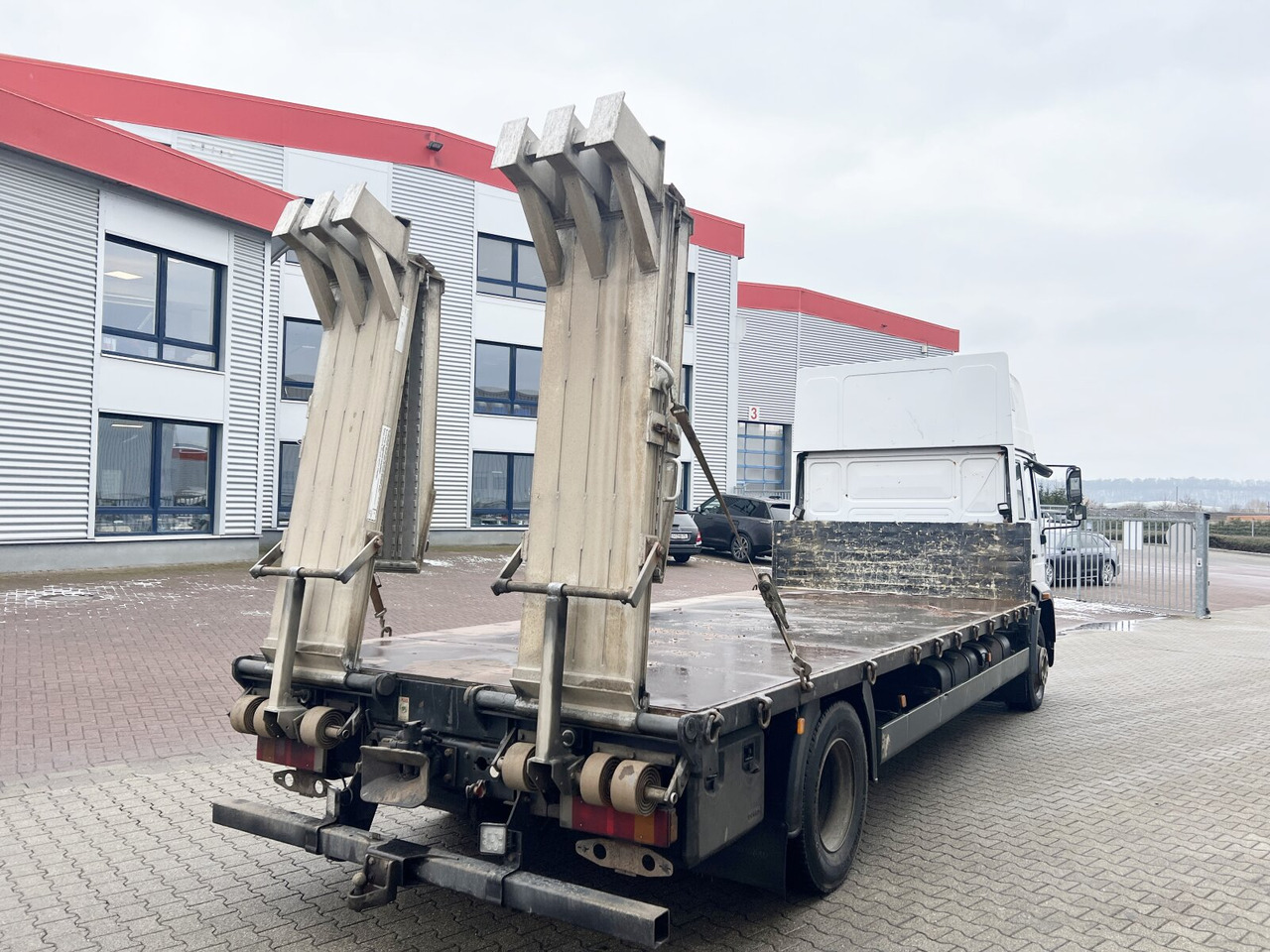 MAN LE 14.280 4x2 L LE 14.280 4x2 L, Maschinentransporter, 2x AHK MAN LE 14.280 4x2 L LE 14.280 4x2 L, Maschinentransporter, 2x AHK: صورة 10