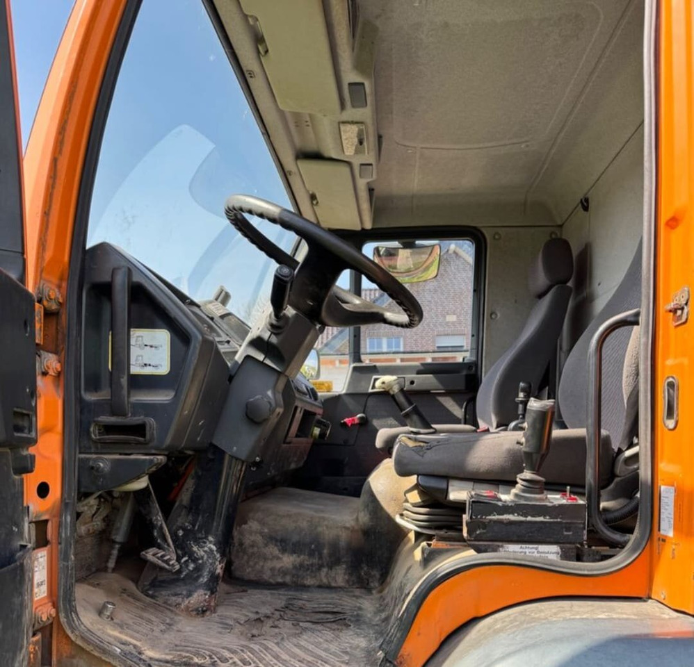 MAN LE 18.280 4x2 LL LE 18.280 4x2 LL, 6-Zylinder, Winterdienstausstattung - شاحنة ذات خطاف: صورة 5 MAN LE 18.280 4x2 LL LE 18.280 4x2 LL, 6-Zylinder, Winterdienstausstattung - شاحنة ذات خطاف: صورة 5