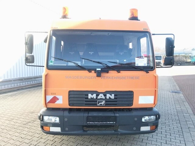 شاحنات مسطحة MAN LE 8.185 LC Doka 4x2 BB LE 8.185 LC Doka 4x2 BB, 2x AHK: صورة 8