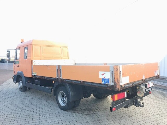 شاحنات مسطحة MAN LE 8.185 LC Doka 4x2 BB LE 8.185 LC Doka 4x2 BB, 2x AHK: صورة 12
