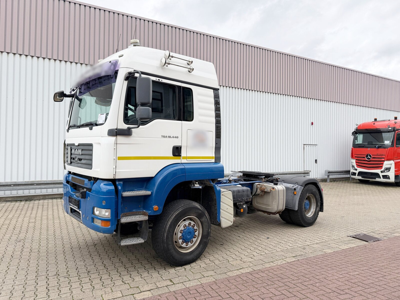 MAN TGA 18.440 4x4 BL TGA 18.440 4x4 BL, Hydraulik - وحدة جر: صورة 1 MAN TGA 18.440 4x4 BL TGA 18.440 4x4 BL, Hydraulik - وحدة جر: صورة 1