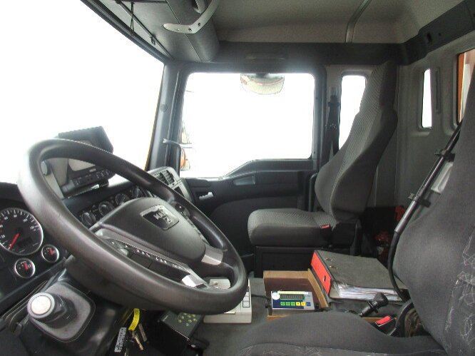 MAN TGA 26.350 6x2-2BL TGA 26.350/400 6x2-2BL FAUN POWER PRESS 524, OHNE MOTOR! - شاحنة النفايات: صورة 2 MAN TGA 26.350 6x2-2BL TGA 26.350/400 6x2-2BL FAUN POWER PRESS 524, OHNE MOTOR! - شاحنة النفايات: صورة 2