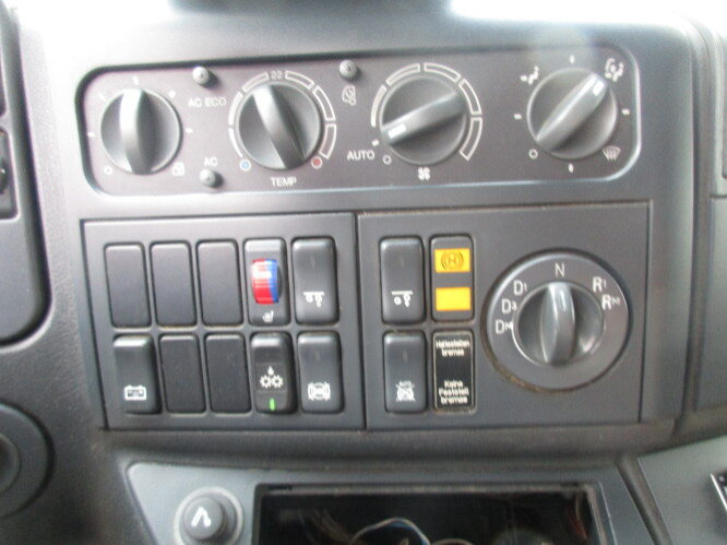 MAN TGA 26.350 6x2-2BL TGA 26.350/400 6x2-2BL FAUN POWER PRESS 524, OHNE MOTOR! - شاحنة النفايات: صورة 5 MAN TGA 26.350 6x2-2BL TGA 26.350/400 6x2-2BL FAUN POWER PRESS 524, OHNE MOTOR! - شاحنة النفايات: صورة 5