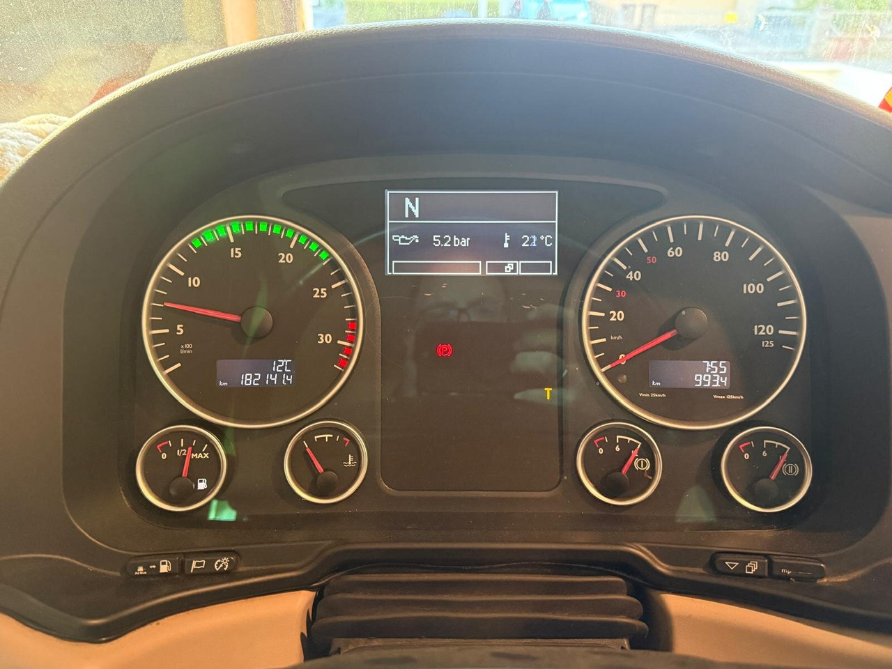 MAN TGL 10.180 4x2 BL TGL 10.180 4x2 BL, City-Abrollkipper - شاحنة ذات خطاف: صورة 2 MAN TGL 10.180 4x2 BL TGL 10.180 4x2 BL, City-Abrollkipper - شاحنة ذات خطاف: صورة 2