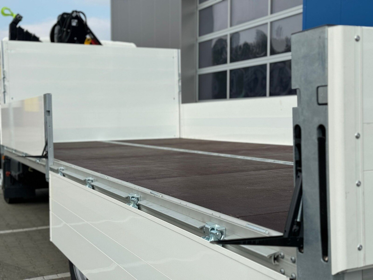 MAN TGL 12.190 4x2 BL TGL 12.190 4x2 BL mit Kran Hiab Hiduo 072DS-4 - شاحنة كرين: صورة 4 MAN TGL 12.190 4x2 BL TGL 12.190 4x2 BL mit Kran Hiab Hiduo 072DS-4 - شاحنة كرين: صورة 4