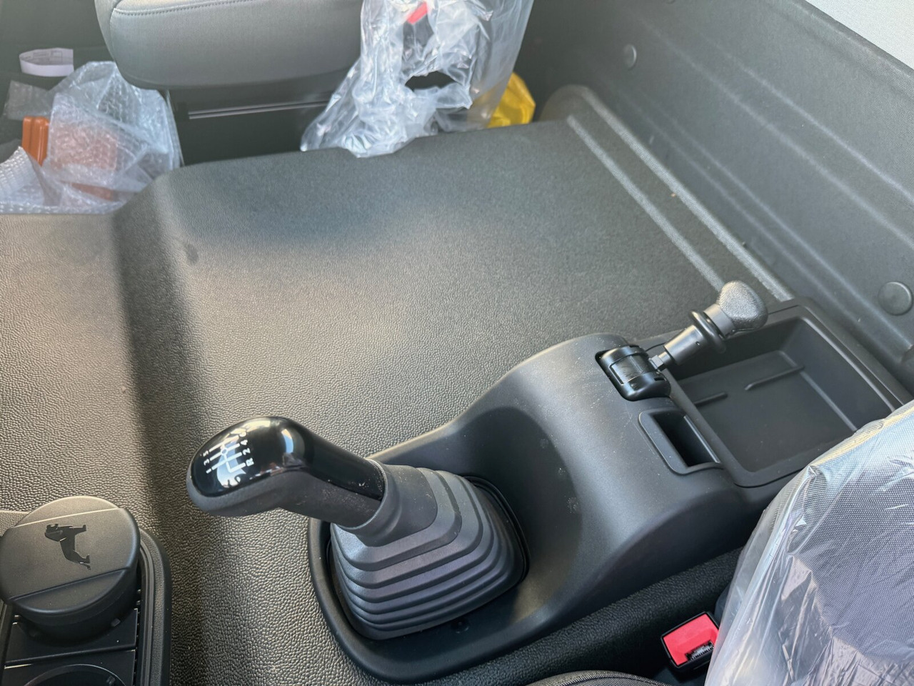 MAN TGL 8.190 4x2 BB CH TGL 8.190 4x2 BB CH, Nebenantrieb, 2x VORHANDEN - شاحنة هيكل كابينة: صورة 3 MAN TGL 8.190 4x2 BB CH TGL 8.190 4x2 BB CH, Nebenantrieb, 2x VORHANDEN - شاحنة هيكل كابينة: صورة 3