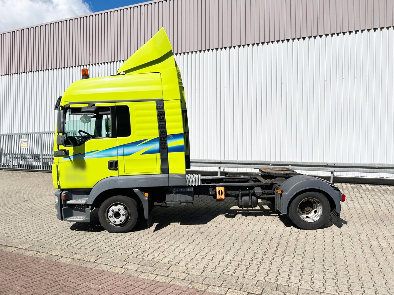 وحدة جر MAN TGL 8.220 4X2 BL TGL 8.220 4X2 BL: صورة 13 وحدة جر MAN TGL 8.220 4X2 BL TGL 8.220 4X2 BL: صورة 13