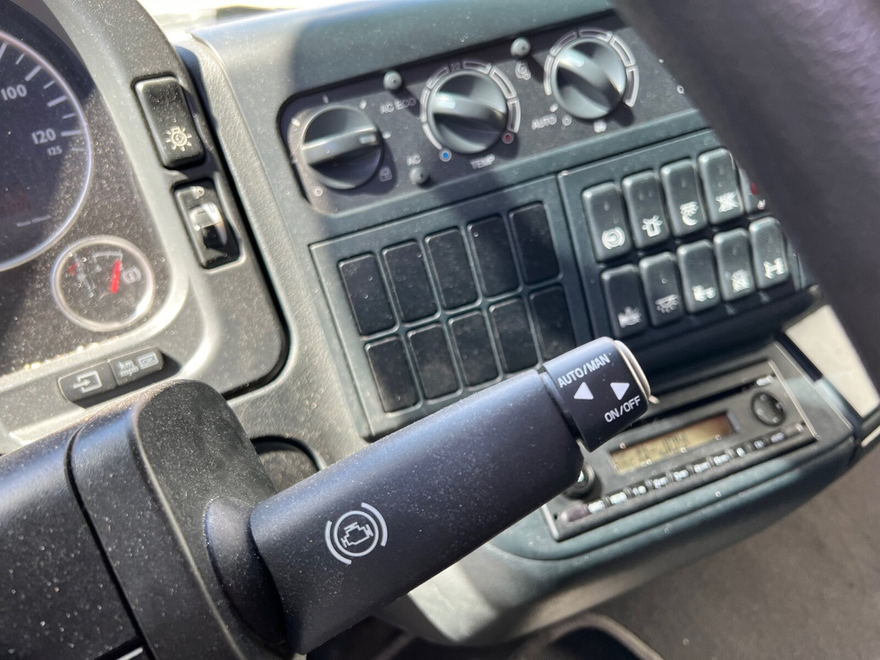 وحدة جر MAN TGL 8.220 4X2 BL TGL 8.220 4X2 BL: صورة 6 وحدة جر MAN TGL 8.220 4X2 BL TGL 8.220 4X2 BL: صورة 6