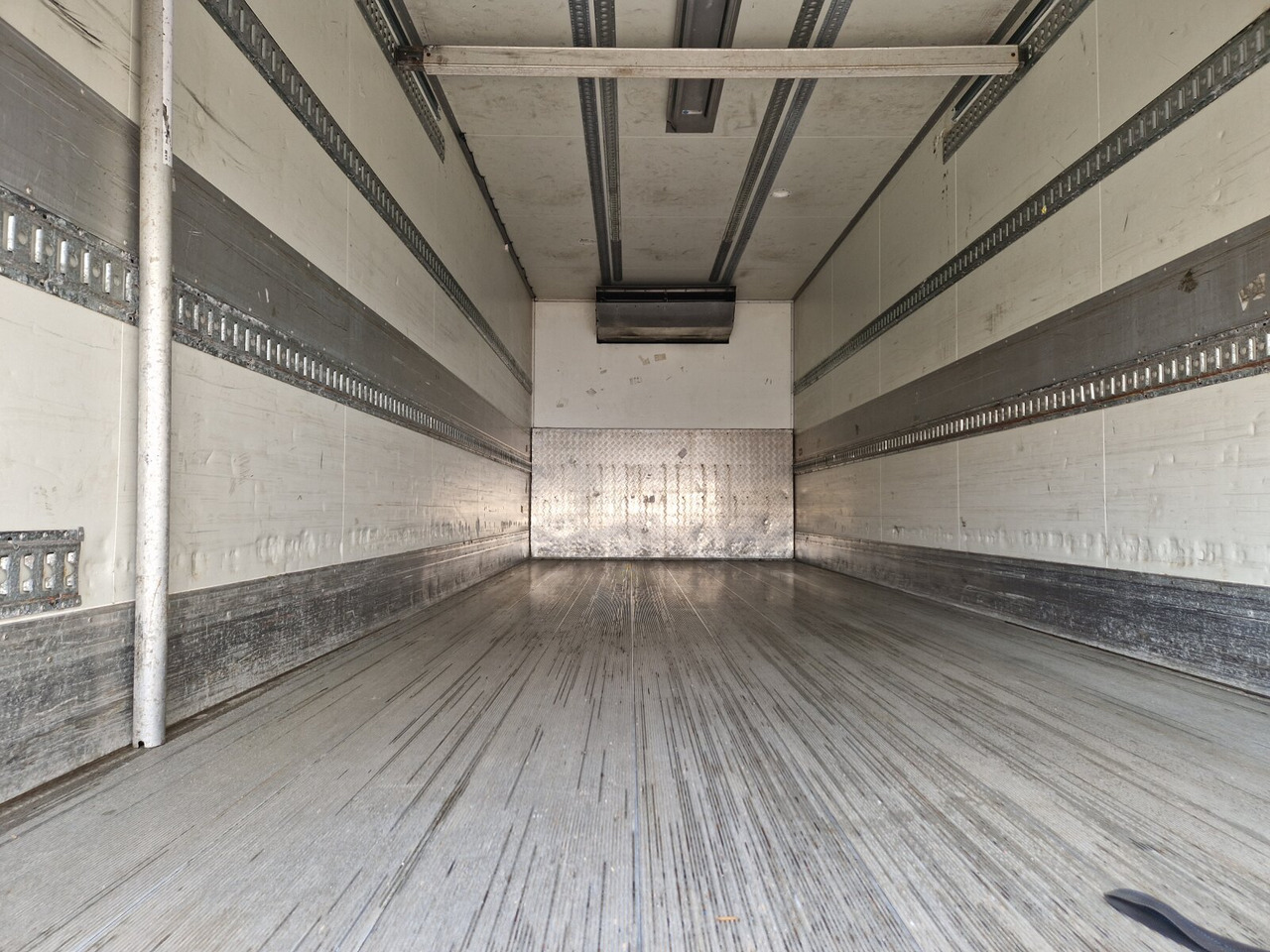 MAN TGM 15.250/340 4X2 BL TGM 15.250/340 4X2 BL, Tiefkühlkoffer, Thermoking, Rolltor, unterfaltbare Dhollandia LBW - شاحنة الفريزر: صورة 5 MAN TGM 15.250/340 4X2 BL TGM 15.250/340 4X2 BL, Tiefkühlkoffer, Thermoking, Rolltor, unterfaltbare Dhollandia LBW - شاحنة الفريزر: صورة 5