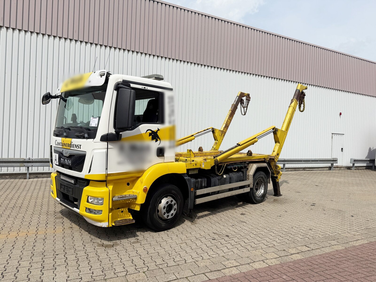 MAN TGM 15.250 4x2 LL TGM 15.250 4x2 LL, Tele-Absetzer - شاحنة نقل المخلفات: صورة 1 MAN TGM 15.250 4x2 LL TGM 15.250 4x2 LL, Tele-Absetzer - شاحنة نقل المخلفات: صورة 1