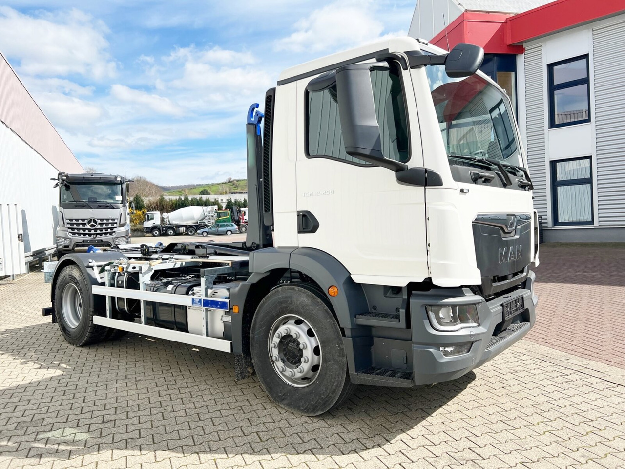 MAN TGM 18.250/340 4x2 BL CH TGM 18.250/340 4x2 BL CH, Funk, 3x VORHANDEN MAN TGM 18.250/340 4x2 BL CH TGM 18.250/340 4x2 BL CH, Funk, 3x VORHANDEN: صورة 7