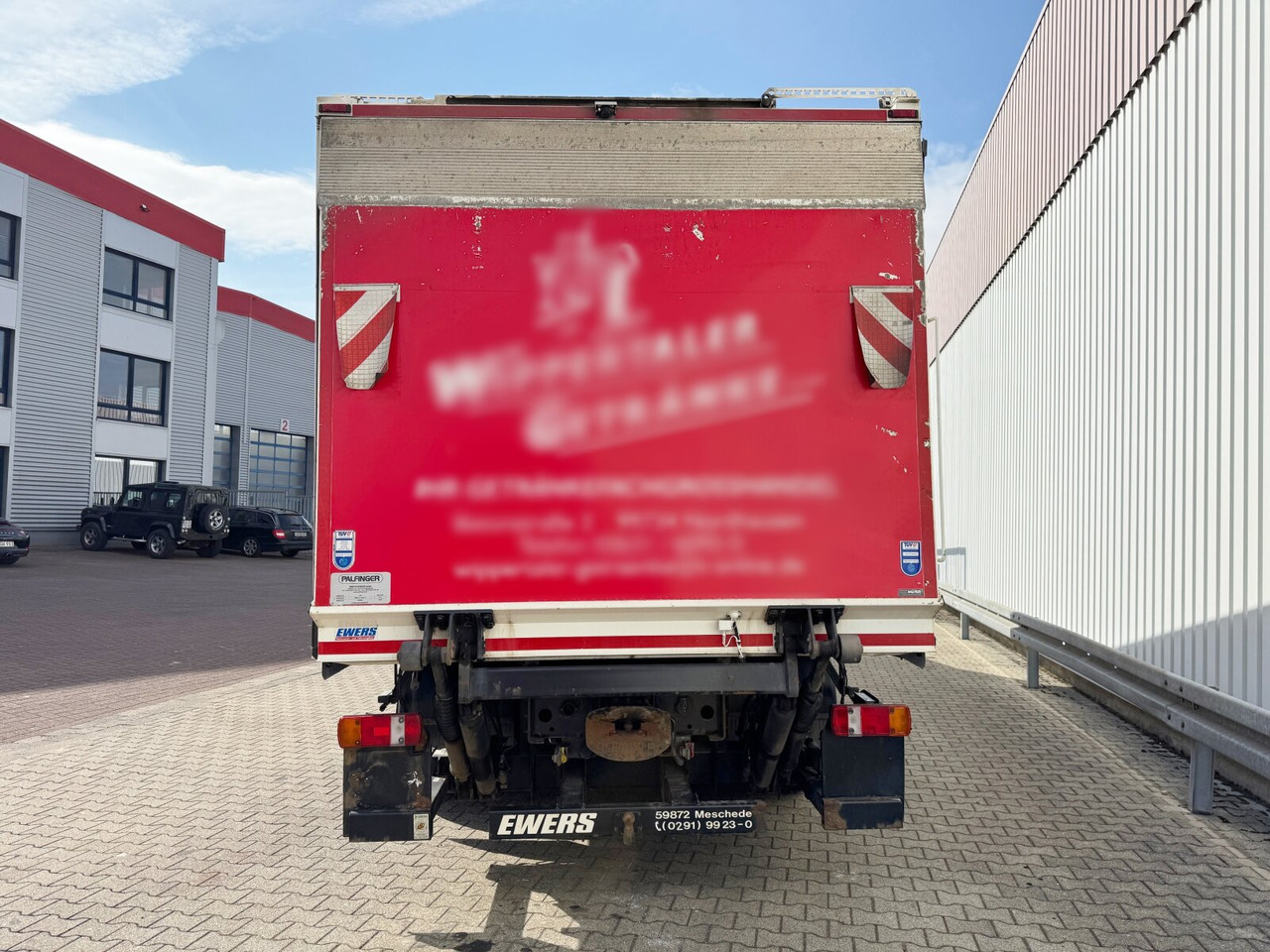 شاحنة مقفلة MAN TGM 26.340 6x2-4 LL TGM 26.340 6x2-4 LL, Getränkekoffer, Lenk-/Liftachse, LBW MBB, 2x AHK: صورة 11