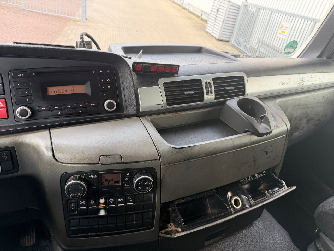 MAN TGS 18.360 4X2 BL TGS 18.360 4X2 BL, Hyva 10.45 S, Teleskopabrollanlage - شاحنة ذات خطاف: صورة 5 MAN TGS 18.360 4X2 BL TGS 18.360 4X2 BL, Hyva 10.45 S, Teleskopabrollanlage - شاحنة ذات خطاف: صورة 5