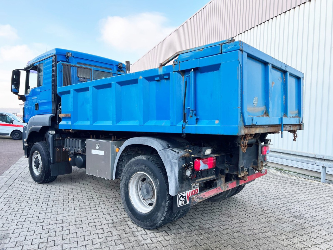 MAN TGS 18.360 4X4 BL TGS 18.360 4X4 BL, Hinterkipper, hydr. Heckklappe, Winterdienstausstattung - شاحنة قلاب: صورة 2 MAN TGS 18.360 4X4 BL TGS 18.360 4X4 BL, Hinterkipper, hydr. Heckklappe, Winterdienstausstattung - شاحنة قلاب: صورة 2