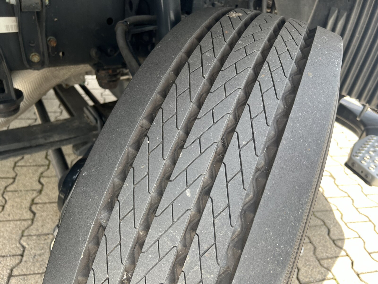 MAN TGS 26.320 6X2-4 BL TGS 26.320 6X2-4 BL, Lenk-/Liftachse, Rechtslenker, Export Only! - شاحنة هيكل كابينة: صورة 4 MAN TGS 26.320 6X2-4 BL TGS 26.320 6X2-4 BL, Lenk-/Liftachse, Rechtslenker, Export Only! - شاحنة هيكل كابينة: صورة 4