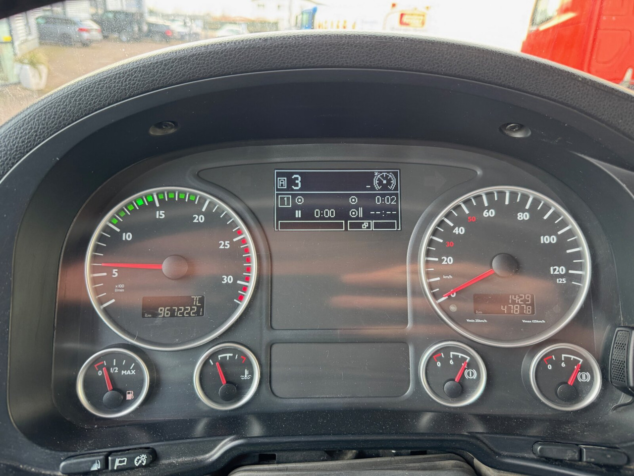 MAN TGS 26.400 6x2-4 BL TGS 26.400 6x2-4 BL, Lenk-/Liftachse, ADR, Esterer Tank ca. 20.150l, 4 Kammern - شاحنة صهريج: صورة 4 MAN TGS 26.400 6x2-4 BL TGS 26.400 6x2-4 BL, Lenk-/Liftachse, ADR, Esterer Tank ca. 20.150l, 4 Kammern - شاحنة صهريج: صورة 4