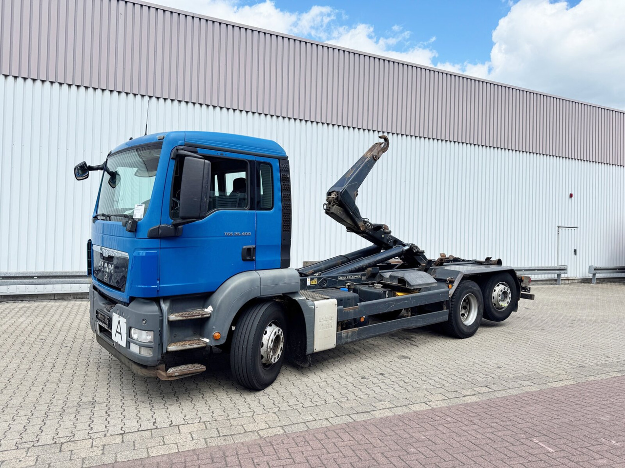 MAN TGS 26.400 6x2-4 BL TGS 26.400 6x2-4 BL, Lenk-/Liftachse, Schub-Knick - شاحنة ذات خطاف: صورة 1 MAN TGS 26.400 6x2-4 BL TGS 26.400 6x2-4 BL, Lenk-/Liftachse, Schub-Knick - شاحنة ذات خطاف: صورة 1