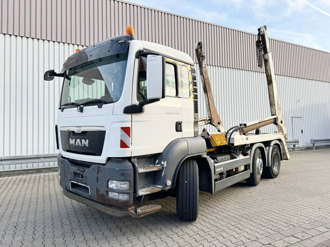 MAN TGS 26.400 6x2/4 BL TGS 26.400 6x2/4 BL mit Vorlauflenk-/liftachse, Multilift - شاحنة نقل المخلفات: صورة 1 MAN TGS 26.400 6x2/4 BL TGS 26.400 6x2/4 BL mit Vorlauflenk-/liftachse, Multilift - شاحنة نقل المخلفات: صورة 1