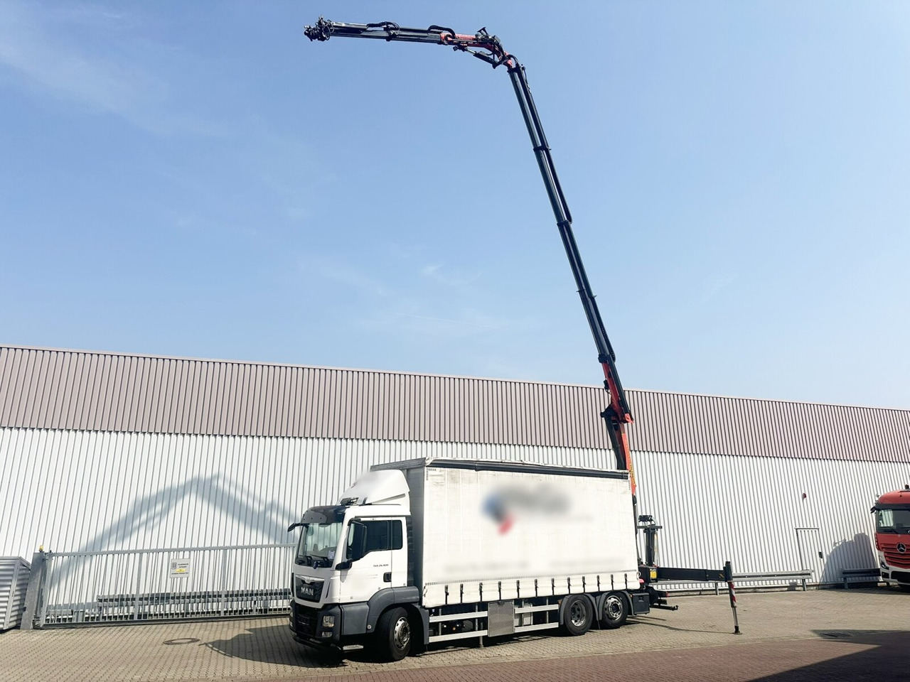 MAN TGS 26.400 6x2-4 LL TGS 26.400 6x2-4 LL, Lenk-/Lift, Edscha, Heckkran Palfinger PK23002-C + Jib PJ060A, Funk - شاحنة ستارة, شاحنة كرين: صورة 1 MAN TGS 26.400 6x2-4 LL TGS 26.400 6x2-4 LL, Lenk-/Lift, Edscha, Heckkran Palfinger PK23002-C + Jib PJ060A, Funk - شاحنة ستارة, شاحنة كرين: صورة 1