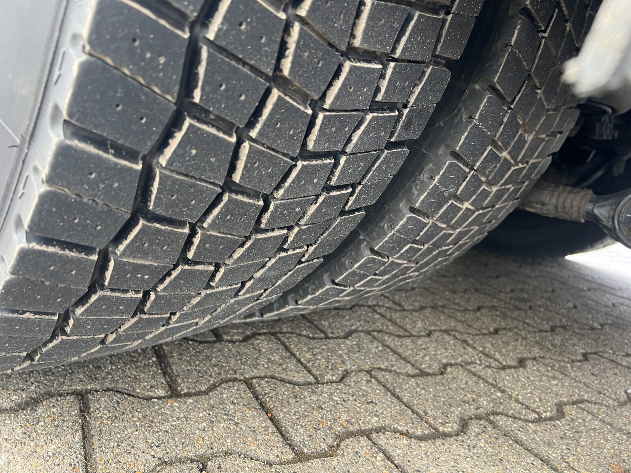 MAN TGS 26.400 6x2-4 LL TGS 26.400 6x2-4 LL, Navi, Lenk-/Liftachse, Heckkran Palfinger PK20001-K B, Funk - شاحنة كرين, شاحنات مسطحة: صورة 5 MAN TGS 26.400 6x2-4 LL TGS 26.400 6x2-4 LL, Navi, Lenk-/Liftachse, Heckkran Palfinger PK20001-K B, Funk - شاحنة كرين, شاحنات مسطحة: صورة 5