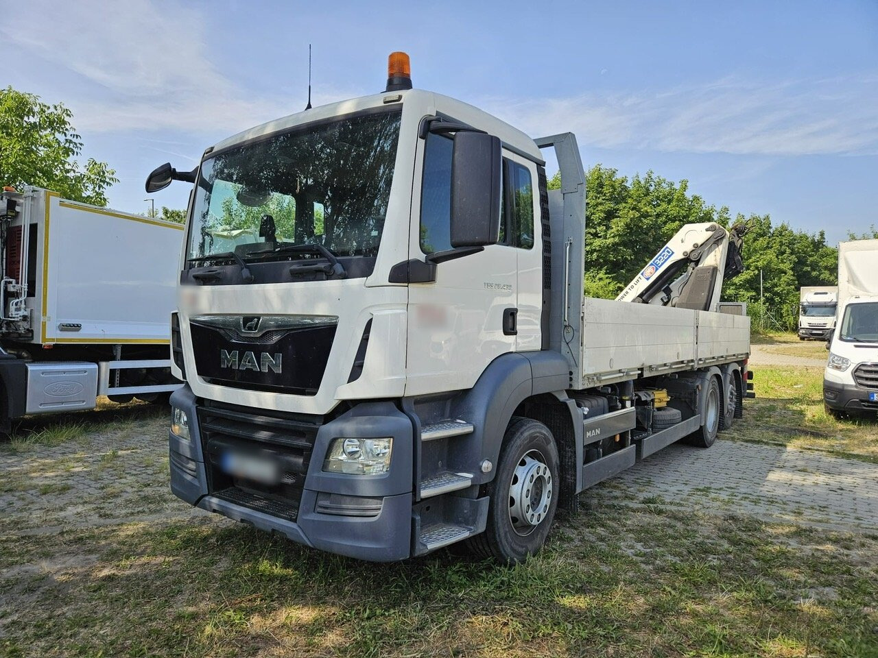 MAN TGS 26.430 6x2-4 BL TGS 26.430 6x2-4 BL, Lenk-/Liftachse, Heckkran HMF 3220K3, Funk - شاحنة كرين, شاحنات مسطحة: صورة 1 MAN TGS 26.430 6x2-4 BL TGS 26.430 6x2-4 BL, Lenk-/Liftachse, Heckkran HMF 3220K3, Funk - شاحنة كرين, شاحنات مسطحة: صورة 1