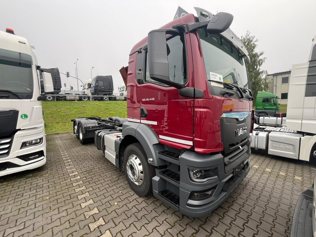 MAN TGS 26.440 6x2-4 LL CH TGS 26.440 6x2-4 LL CH, Lenk-/Liftachse, Navi, LED - شاحنة هيكل كابينة: صورة 2 MAN TGS 26.440 6x2-4 LL CH TGS 26.440 6x2-4 LL CH, Lenk-/Liftachse, Navi, LED - شاحنة هيكل كابينة: صورة 2
