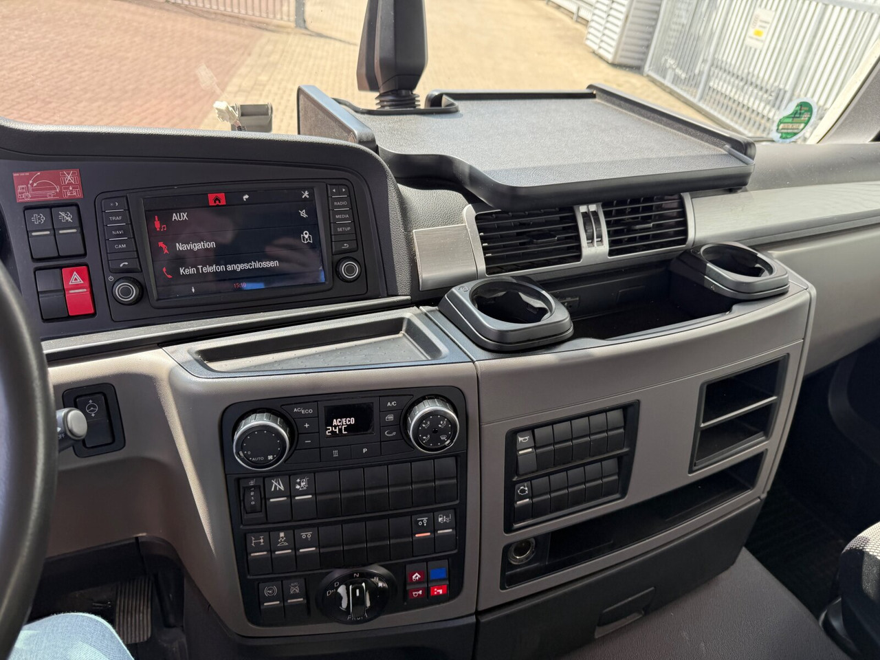 MAN TGS 26.460 6x2-4 BL TGS 26.460 6x2-4 BL, Lenk-/Liftachse, Motorabtrieb - شاحنة ذات خطاف: صورة 5 MAN TGS 26.460 6x2-4 BL TGS 26.460 6x2-4 BL, Lenk-/Liftachse, Motorabtrieb - شاحنة ذات خطاف: صورة 5
