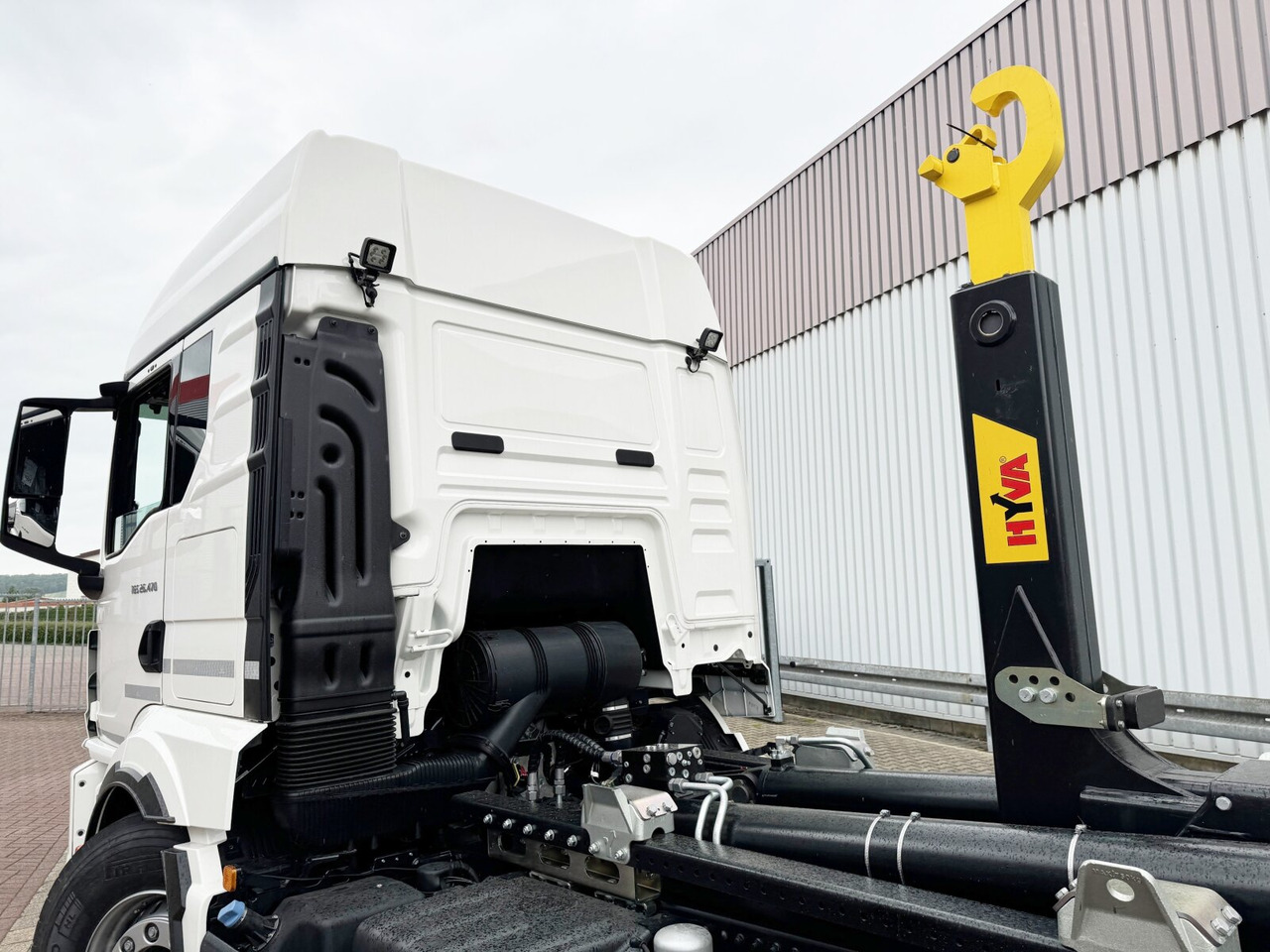MAN TGS 26.470 6x2-4 LL CH TGS 26.470 6x2-4 LL CH, Retarder, Navi, Lenk-/Liftachse - شاحنة ذات خطاف: صورة 2 MAN TGS 26.470 6x2-4 LL CH TGS 26.470 6x2-4 LL CH, Retarder, Navi, Lenk-/Liftachse - شاحنة ذات خطاف: صورة 2