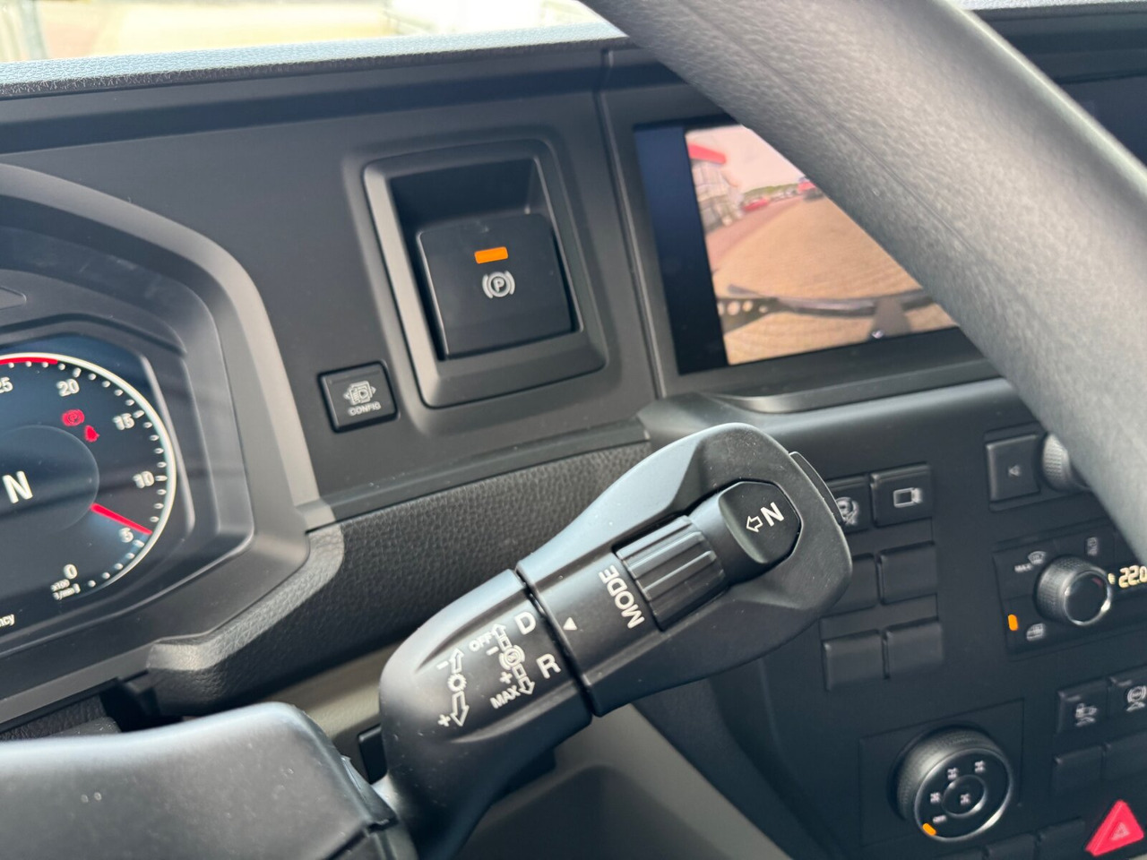 MAN TGS 26.520 6x6 BB TGS 26.520 6x6 BB, PriTarder, Navi, Optiview, Einzelbereifung MAN TGS 26.520 6x6 BB TGS 26.520 6x6 BB, PriTarder, Navi, Optiview, Einzelbereifung: صورة 6