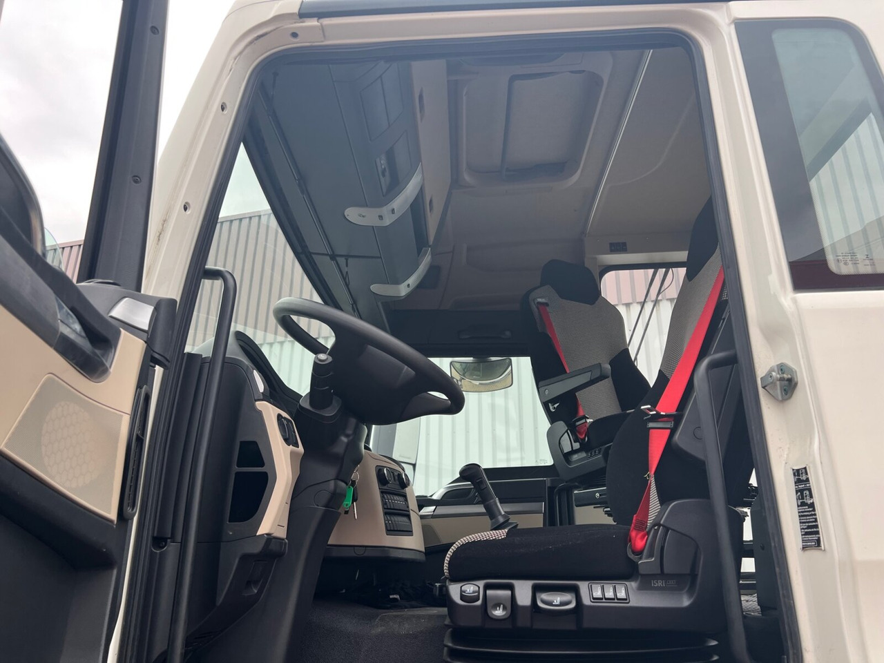 MAN TGS 33.360/440 6x4 BB TGS 33.360/440 6x4 BB, Häckslerkabine, NMV Nebenantrieb - شاحنة هيكل كابينة: صورة 2 MAN TGS 33.360/440 6x4 BB TGS 33.360/440 6x4 BB, Häckslerkabine, NMV Nebenantrieb - شاحنة هيكل كابينة: صورة 2