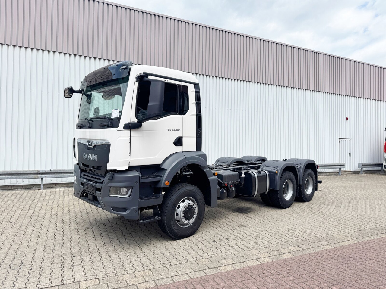 MAN TGS 33.480 6x6 BB CH TGS 33.480 6x6 BB CH, Hohe Bauart, Nebenantrieb - شاحنة هيكل كابينة: صورة 1 MAN TGS 33.480 6x6 BB CH TGS 33.480 6x6 BB CH, Hohe Bauart, Nebenantrieb - شاحنة هيكل كابينة: صورة 1