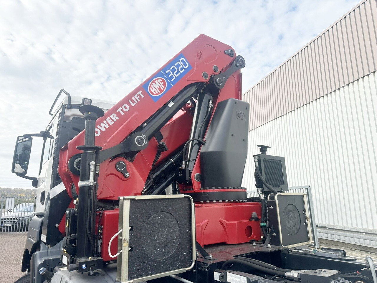 MAN TGS 35.480 8X4 BL TGS 35.480 8X4 BL, Intarder, Kran HMF 3220-K6, 4-fach Abstützung, Funk - شاحنة ذات خطاف, شاحنة كرين: صورة 2 MAN TGS 35.480 8X4 BL TGS 35.480 8X4 BL, Intarder, Kran HMF 3220-K6, 4-fach Abstützung, Funk - شاحنة ذات خطاف, شاحنة كرين: صورة 2