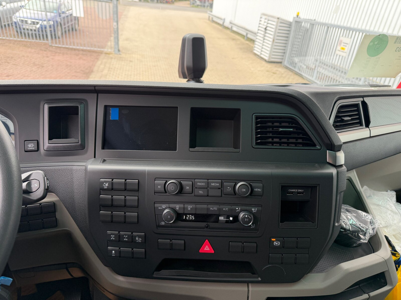 MAN TGS 41.480 8x4 BB CH TGS 41.480 8x4 BB CH, MEHRFACH VORHANDEN! - شاحنة هيكل كابينة: صورة 4 MAN TGS 41.480 8x4 BB CH TGS 41.480 8x4 BB CH, MEHRFACH VORHANDEN! - شاحنة هيكل كابينة: صورة 4