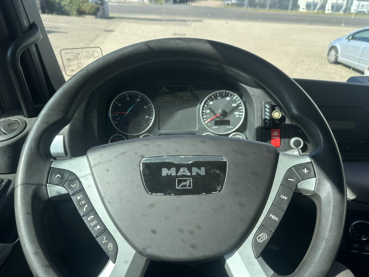 MAN TGX 18.360 4X2 LL TGX 18.360 4X2 LL, Fahrschule MAN TGX 18.360 4X2 LL TGX 18.360 4X2 LL, Fahrschule: صورة 7 MAN TGX 18.360 4X2 LL TGX 18.360 4X2 LL, Fahrschule MAN TGX 18.360 4X2 LL TGX 18.360 4X2 LL, Fahrschule: صورة 7