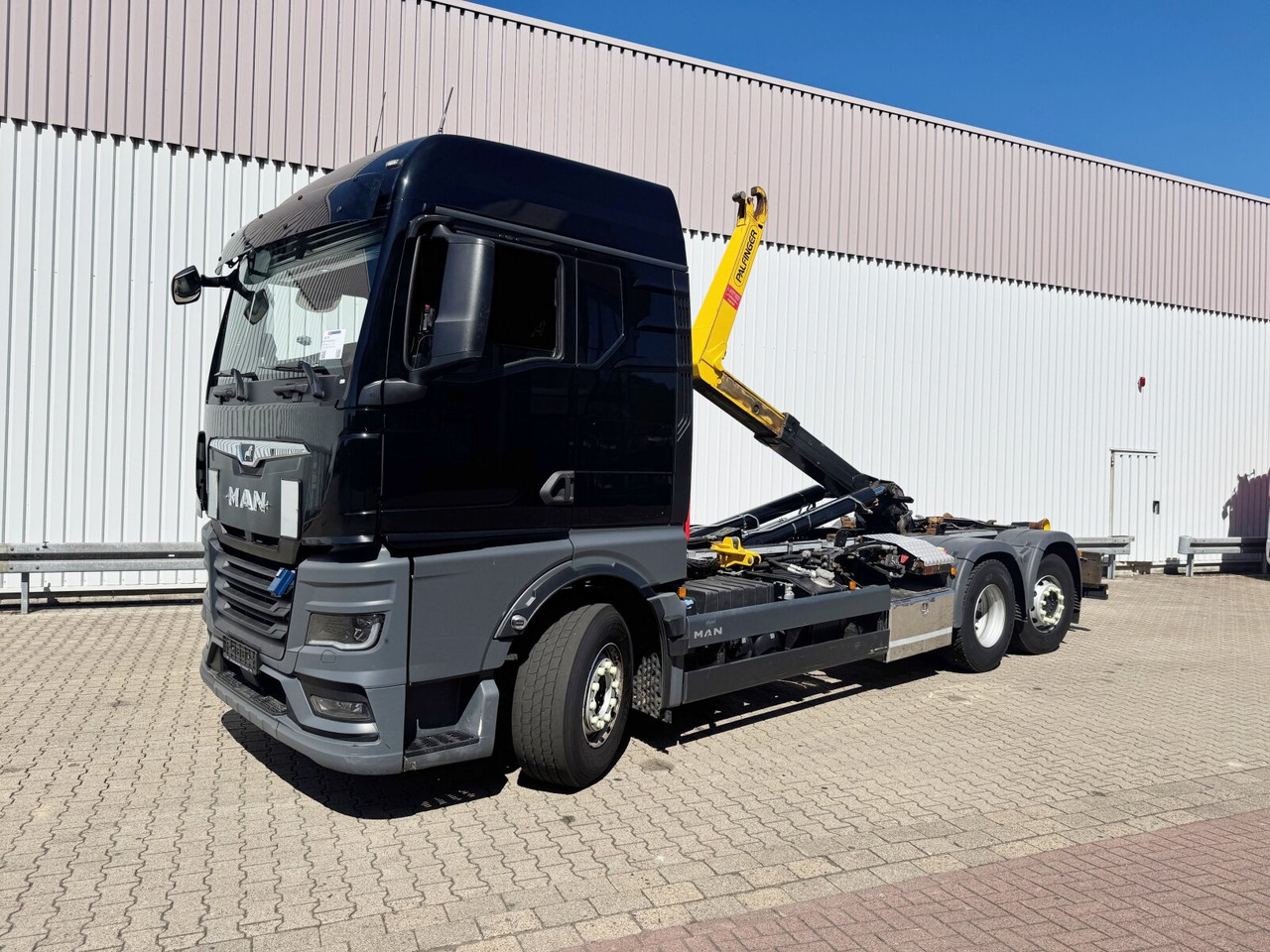 MAN TGX 26.510 6X2-4 LL TGX 26.510 6X2-4 LL, Lenk-/Liftachse, Funk - شاحنة ذات خطاف: صورة 1 MAN TGX 26.510 6X2-4 LL TGX 26.510 6X2-4 LL, Lenk-/Liftachse, Funk - شاحنة ذات خطاف: صورة 1