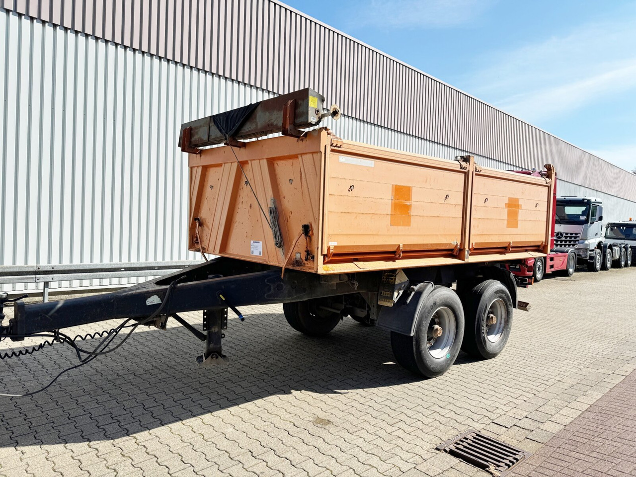 Meiller Meiller MZDA 18/2 Meiller MZDA 18/2, geteilte Alu-Bordwände, ca. 11m³ - مقطورة قلاب: صورة 1 Meiller Meiller MZDA 18/2 Meiller MZDA 18/2, geteilte Alu-Bordwände, ca. 11m³ - مقطورة قلاب: صورة 1