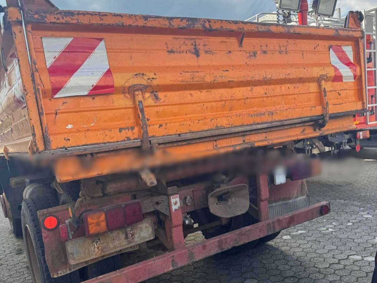 Mercedes-Benz 1314 K 4x2 1314 K 4x2, 6-Zylinder Motor - شاحنة قلاب: صورة 3 Mercedes-Benz 1314 K 4x2 1314 K 4x2, 6-Zylinder Motor - شاحنة قلاب: صورة 3