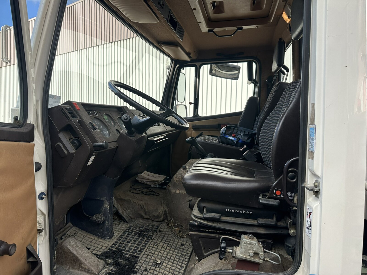 Mercedes-Benz 914 K 4x2 914 K 4x2 - شاحنة قلاب: صورة 5 Mercedes-Benz 914 K 4x2 914 K 4x2 - شاحنة قلاب: صورة 5