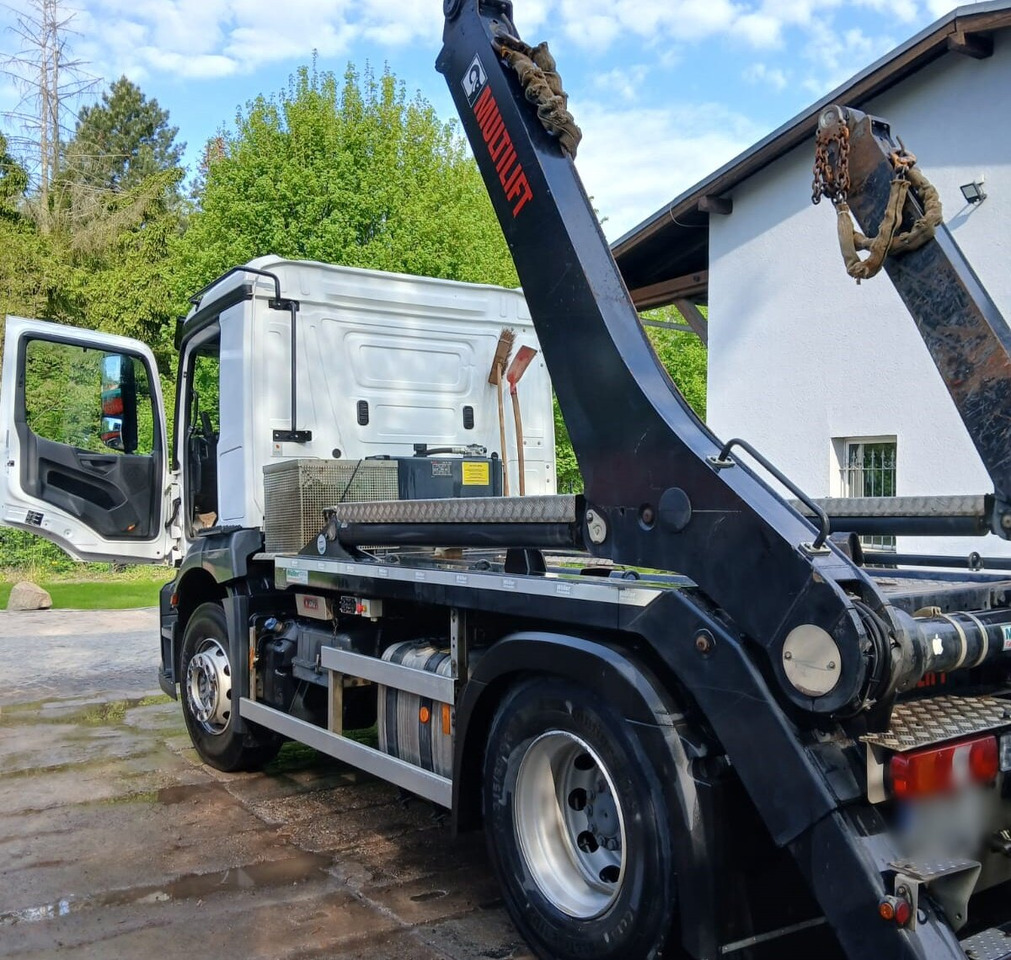 Mercedes-Benz Actros 1832 L 4x2 Actros 1832 L 4x2, Navi, MultimediaCockpit, Funk - شاحنة نقل المخلفات: صورة 3 Mercedes-Benz Actros 1832 L 4x2 Actros 1832 L 4x2, Navi, MultimediaCockpit, Funk - شاحنة نقل المخلفات: صورة 3
