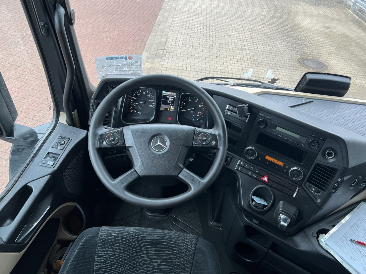 Mercedes-Benz Actros 1842 LS 4x2 Actros 1842 LS 4x2, 6x VORHANDEN - وحدة جر: صورة 5 Mercedes-Benz Actros 1842 LS 4x2 Actros 1842 LS 4x2, 6x VORHANDEN - وحدة جر: صورة 5