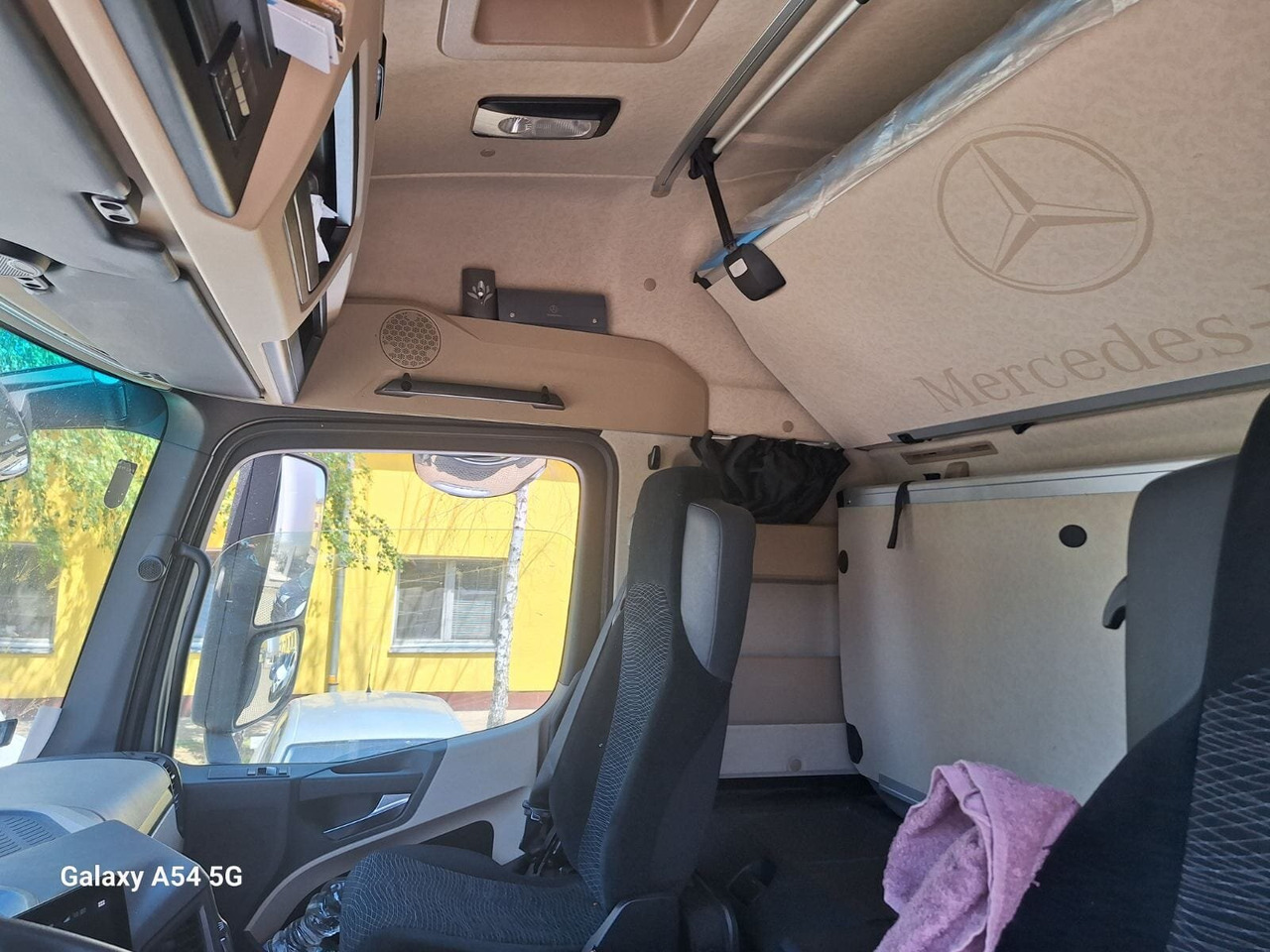 Mercedes-Benz Actros 1846 LS 4x2 Actros 1846 LS 4x2 MultimediaCockpit, StreamSpace, ADR - وحدة جر: صورة 5 Mercedes-Benz Actros 1846 LS 4x2 Actros 1846 LS 4x2 MultimediaCockpit, StreamSpace, ADR - وحدة جر: صورة 5