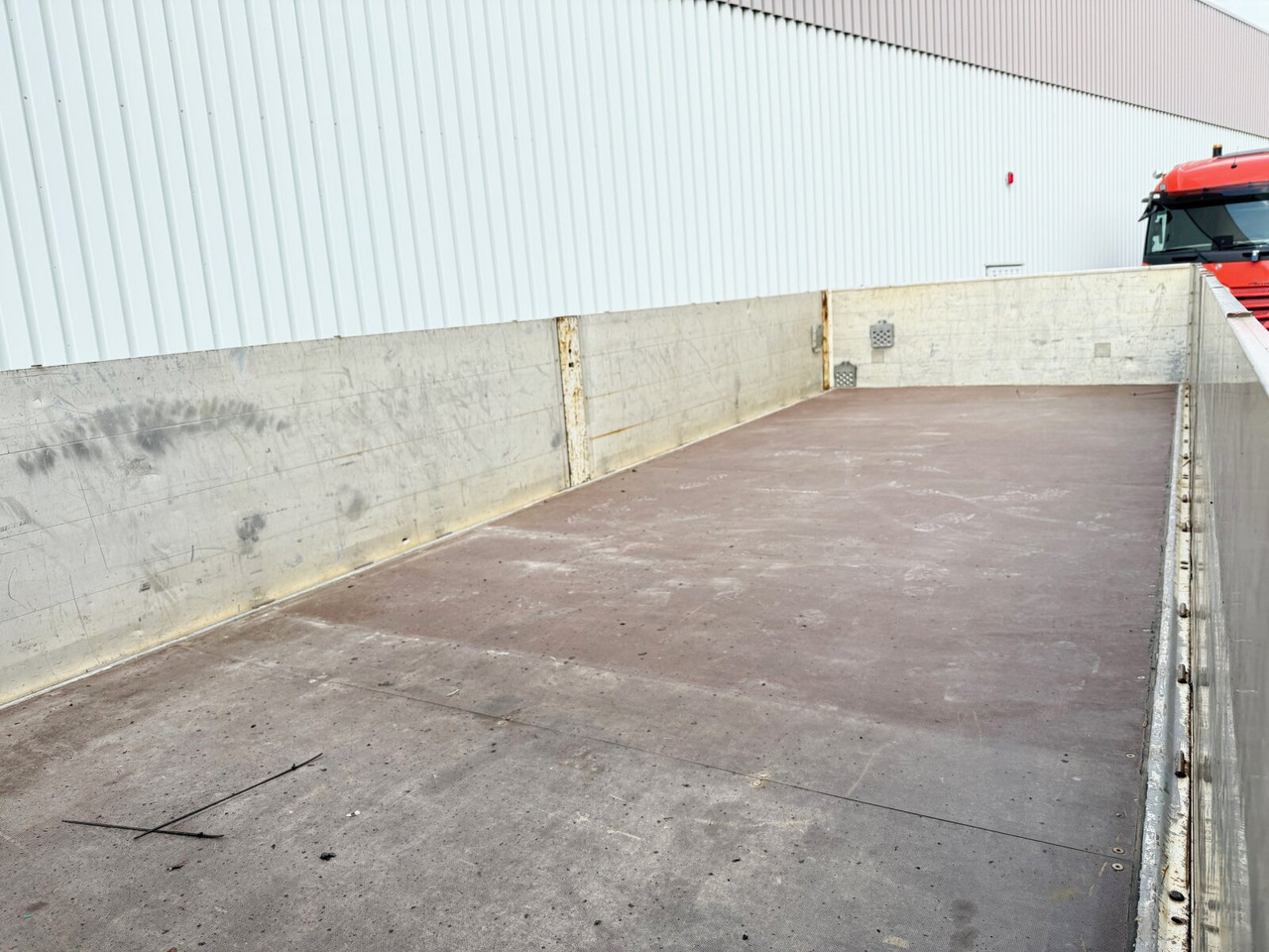 Mercedes-Benz Actros 2532 L 6x2 Actros 2532 L 6x2, Liftachse, Kran Hiab 244EP-5 HiDuo, Funk - شاحنة كرين, شاحنات مسطحة: صورة 2 Mercedes-Benz Actros 2532 L 6x2 Actros 2532 L 6x2, Liftachse, Kran Hiab 244EP-5 HiDuo, Funk - شاحنة كرين, شاحنات مسطحة: صورة 2