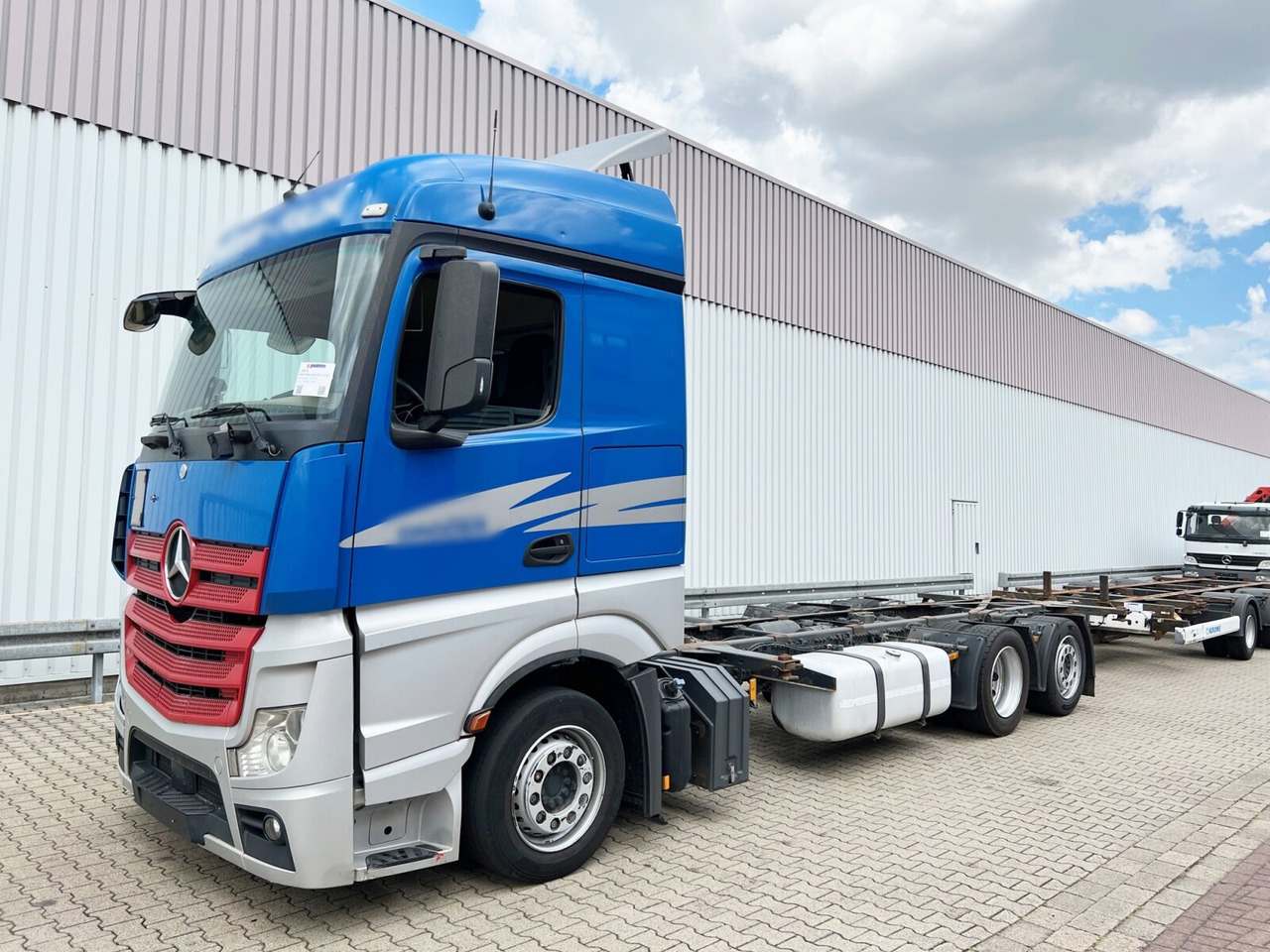 Mercedes-Benz Actros 2542/48 L/nR 6x2 Actros 2542/48 L/nR 6x2, Retarder, Standklima, StreamSpace, SoloStar - شاحنات الحاويات / جسم علوي قابل للتغيير شاحنة: صورة 1 Mercedes-Benz Actros 2542/48 L/nR 6x2 Actros 2542/48 L/nR 6x2, Retarder, Standklima, StreamSpace, SoloStar - شاحنات الحاويات / جسم علوي قابل للتغيير شاحنة: صورة 1