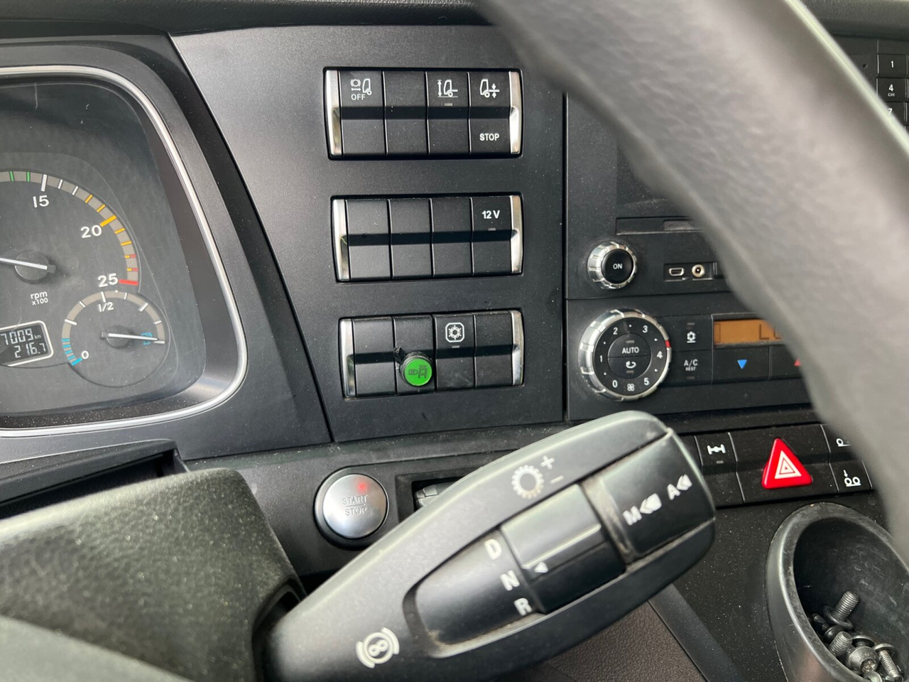 Mercedes-Benz Actros 2542/48 L/nR 6x2 Actros 2542/48 L/nR 6x2, Retarder, Standklima, StreamSpace, SoloStar - شاحنات الحاويات / جسم علوي قابل للتغيير شاحنة: صورة 5 Mercedes-Benz Actros 2542/48 L/nR 6x2 Actros 2542/48 L/nR 6x2, Retarder, Standklima, StreamSpace, SoloStar - شاحنات الحاويات / جسم علوي قابل للتغيير شاحنة: صورة 5