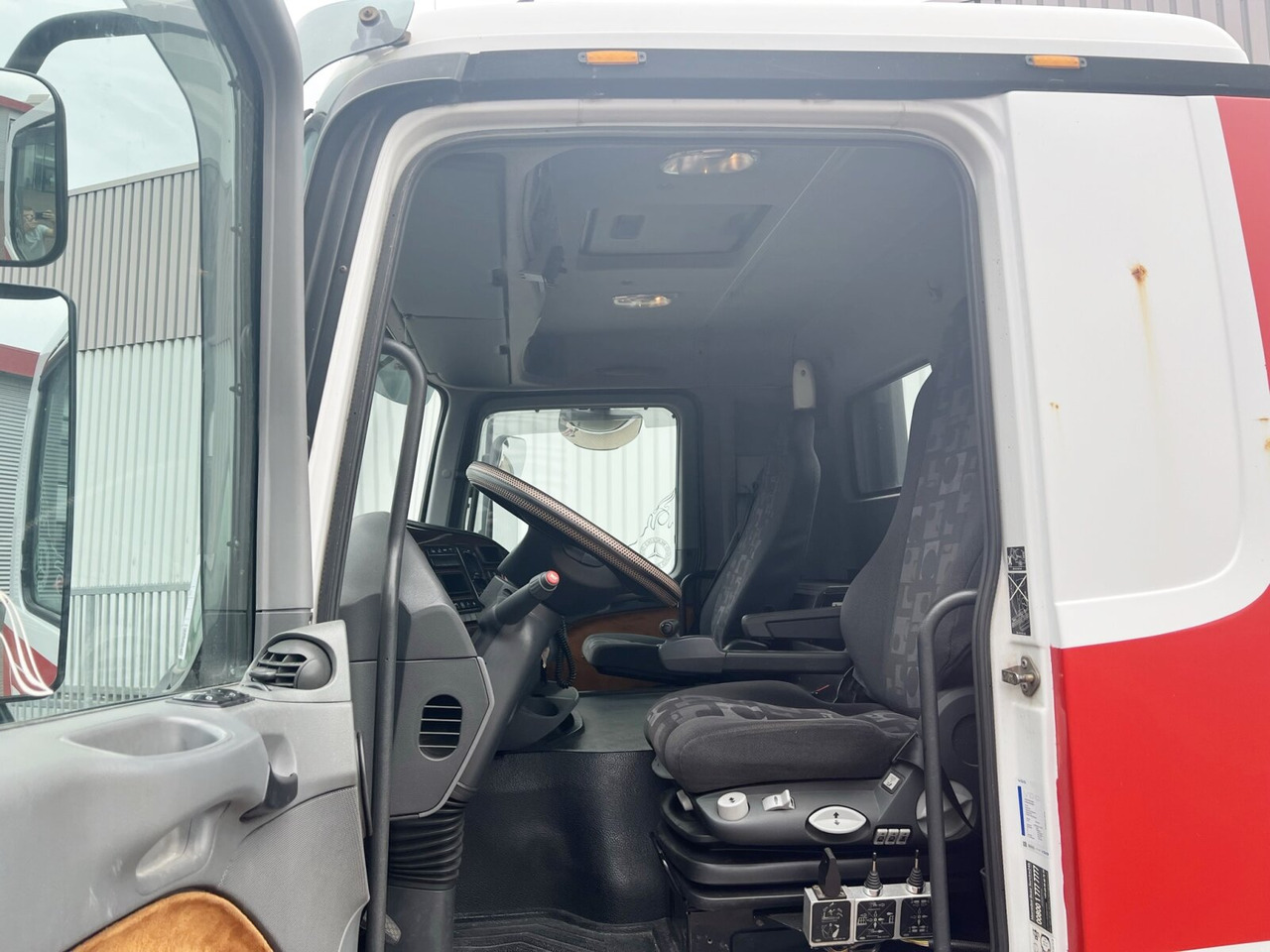 Mercedes-Benz Actros 2546 L 6x2 Actros 2546 L 6x2/48, Lift-/Lenkachse, RK 20.70 bis 7 m Container - شاحنة ذات خطاف: صورة 2 Mercedes-Benz Actros 2546 L 6x2 Actros 2546 L 6x2/48, Lift-/Lenkachse, RK 20.70 bis 7 m Container - شاحنة ذات خطاف: صورة 2