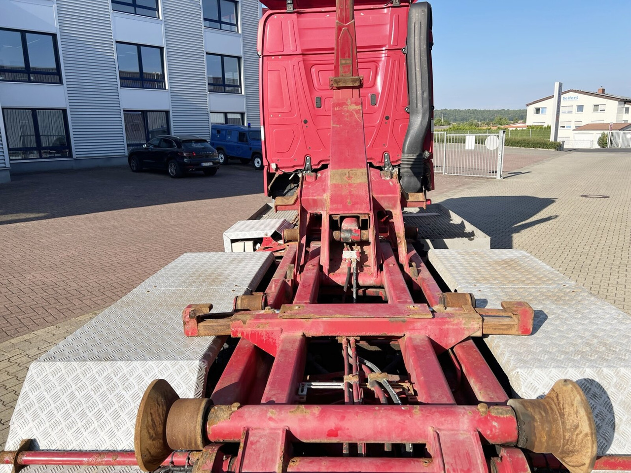 Mercedes-Benz Actros 2551 L 6x2 Actros 2551 L 6x2/46, Retarder, Liftachse, BigSpace, Bi-Xenon - شاحنة ذات خطاف: صورة 2 Mercedes-Benz Actros 2551 L 6x2 Actros 2551 L 6x2/46, Retarder, Liftachse, BigSpace, Bi-Xenon - شاحنة ذات خطاف: صورة 2